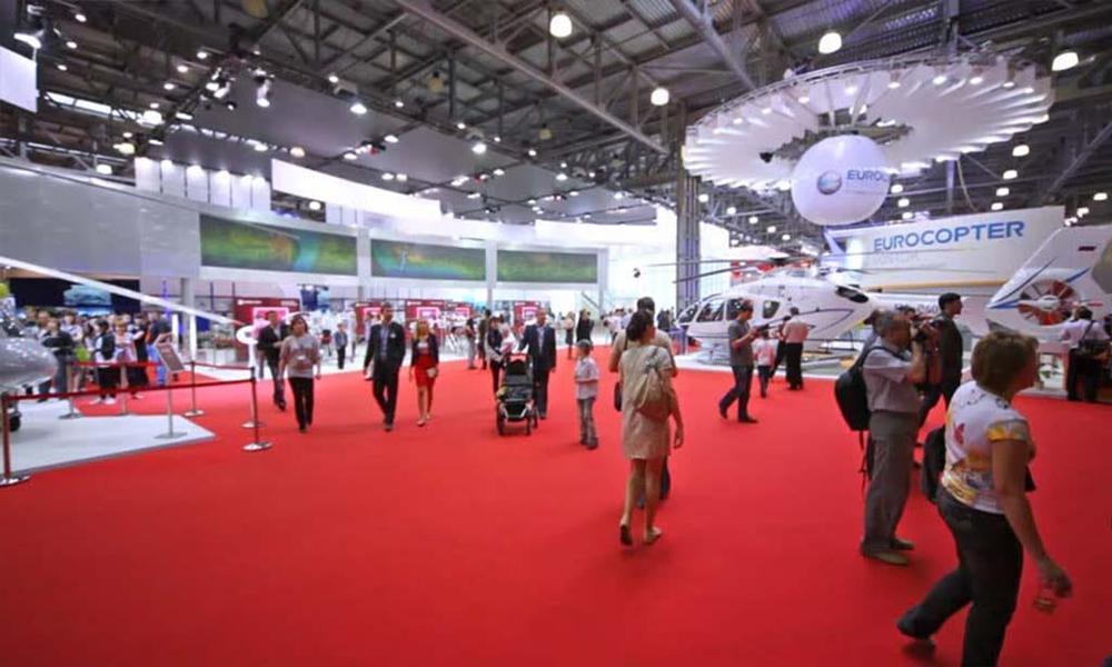 What type of materials are used to make exhibition carpets